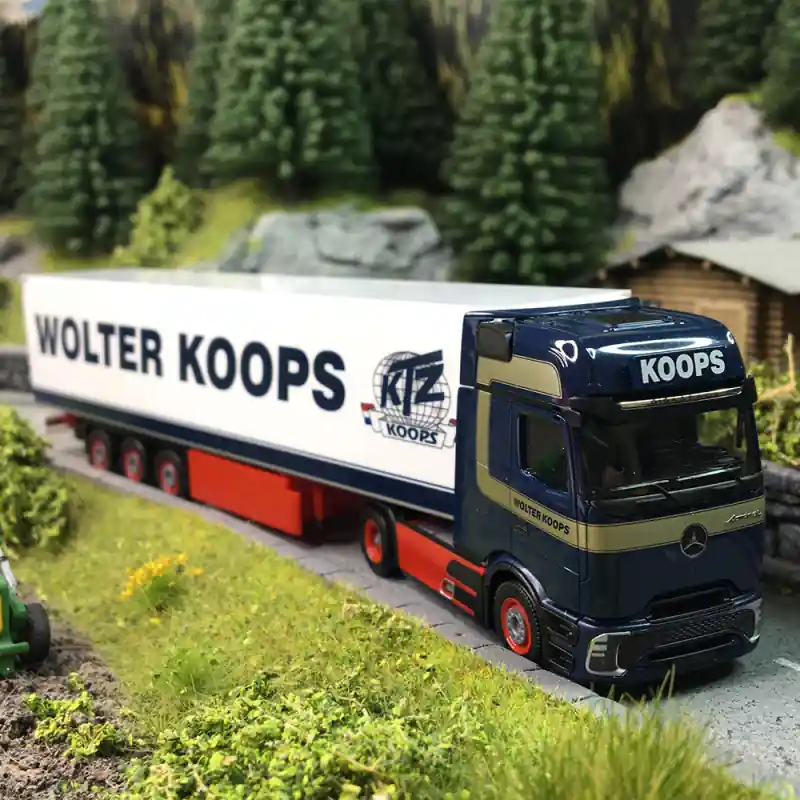 Prix Bas Mercedes Benz Actros L ProCabin Gigaspace, semi-remorque frigorifique, Wolter Koops - HERPA 319966 - HO 1/87