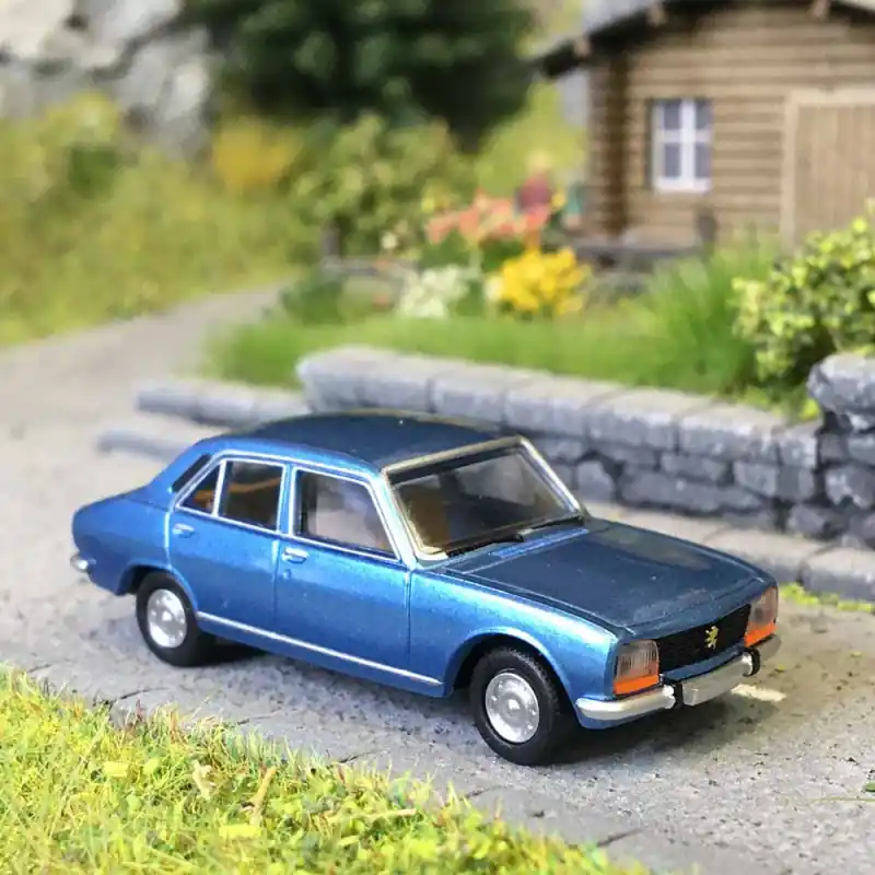 Peugeot 504, limousine, bleu metal, 1968 - SAI 6604 - HO 1/87 Prix Réduit
