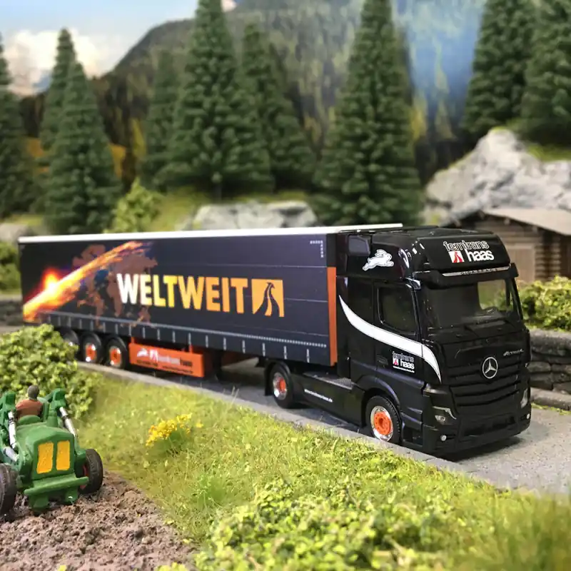 Mercedes Benz, Actros L18, Semi-remorque à rideaux coulissants, Gigaspace, Ferntrans Hass/worldwide - HERPA 320023 - HO 1/87 Super Prix