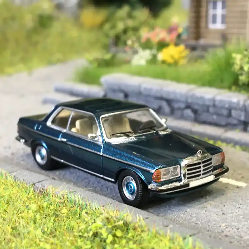 Nouvelle Collection Mercedes Benz C123, coupé, vert, 1977 - PCX 870799 - HO 1/87