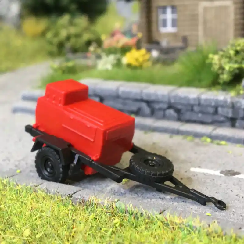 Bon Plan Remorque camion de pompiers, réservoir d‘eau, IFA - BUSCH 53604 - HO 1/87
