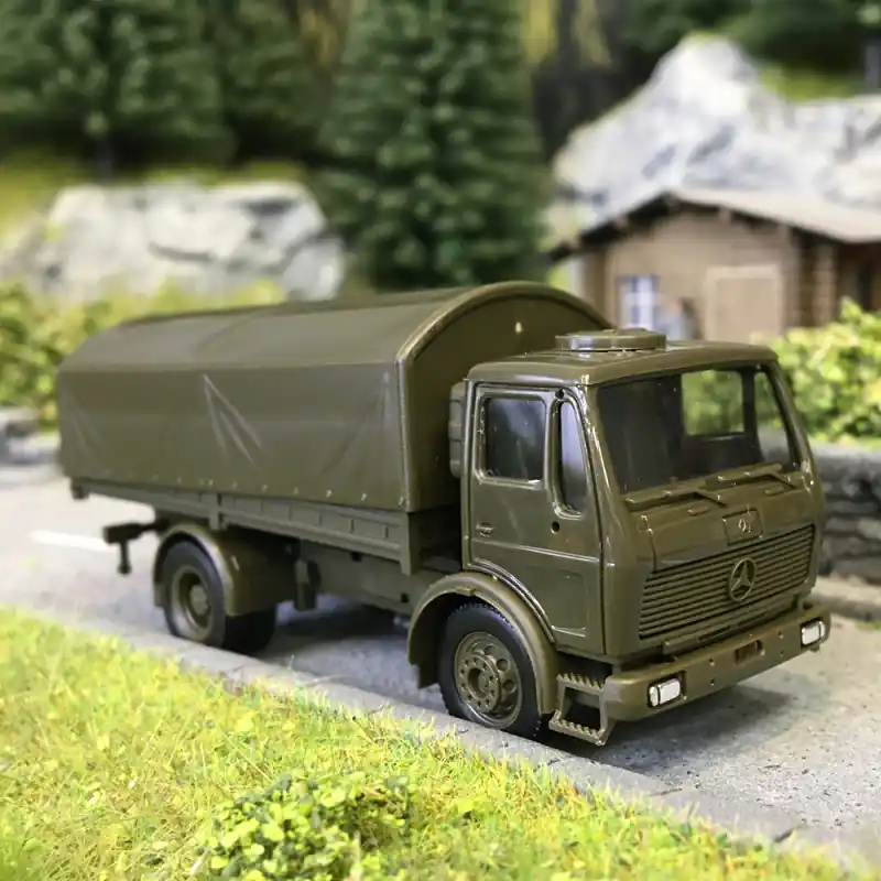 Camion, Mercedes Benz, NG à plateau de 5 tonnes bâche ronde, armée allemande - HERPA 747073 - HO 1/87 Prix Réduit