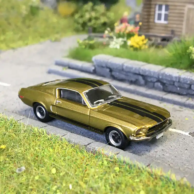 Soldes Ford Mustang Fastabck, Shelby GT 350, or/noir, 1968 - BREKINA 19615 - HO 1/87