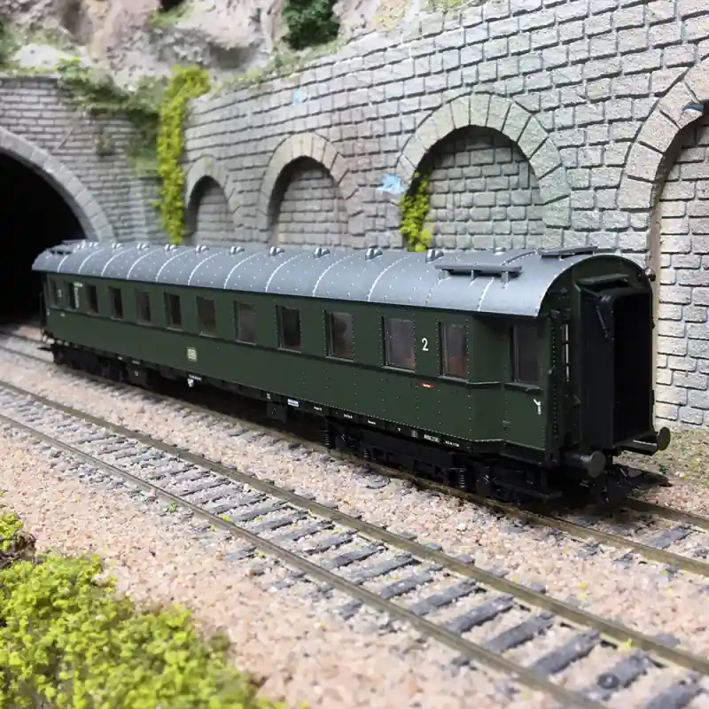 Voiture de train express B4üwe, 2CL, DB, Ep. III - MARKLIN 42521 - HO 1/87 Remise