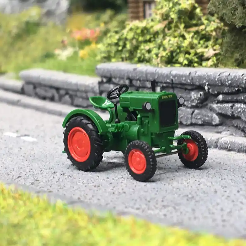 Deutz F1M 414, Vert - BUSCH 54100 - HO 1/87 Petit Prix