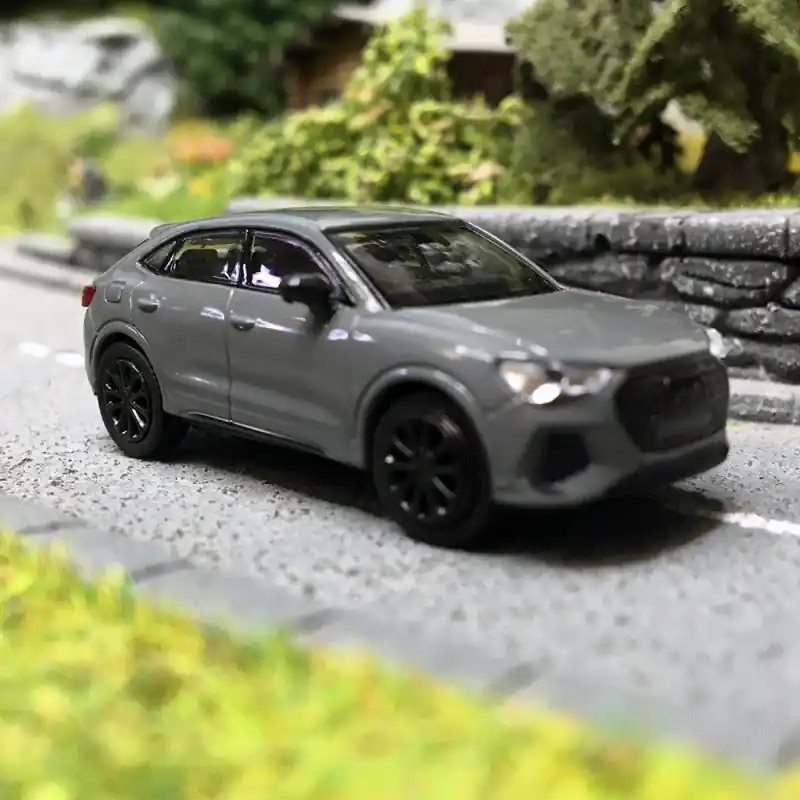 Audi RS Q3, 2019, Gris - MINICHAMPS 870 010101 - 1/87 Commander Vite