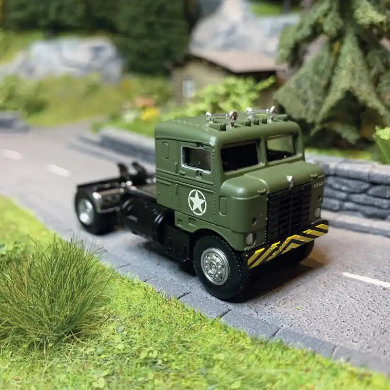 Kenworth "Bullnose" Air Force - BREKINA 85954 - 1/87 Bon Plan