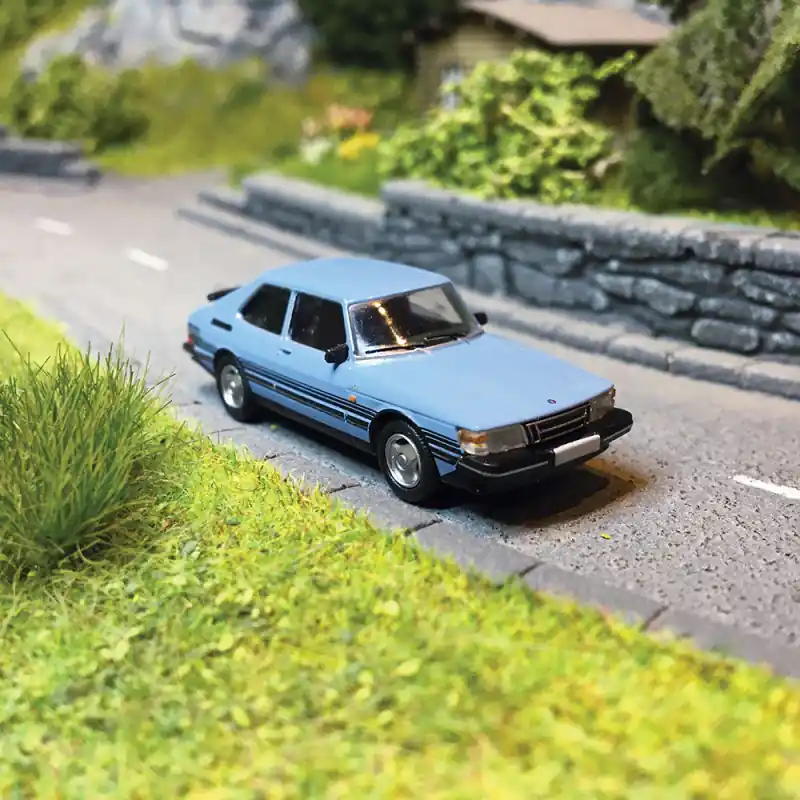 Retour Gratuit SAAB 900 Turbo Bleu Ciel - PCX870650 - HO 1/87