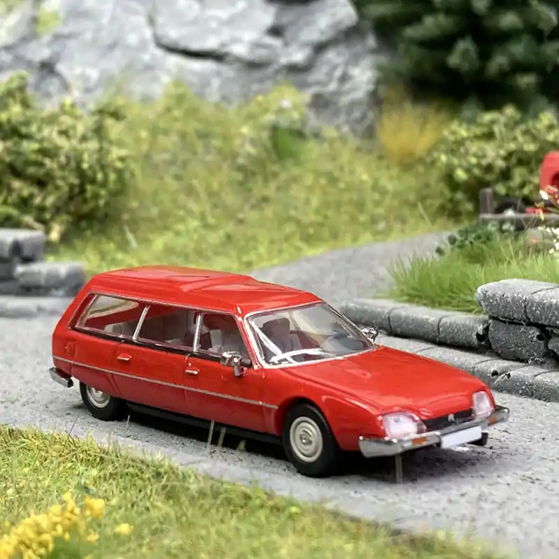 Citroën CX break, Rouge - PCX 870414 / SAI 2496 - HO 1/87 Acheter Direct