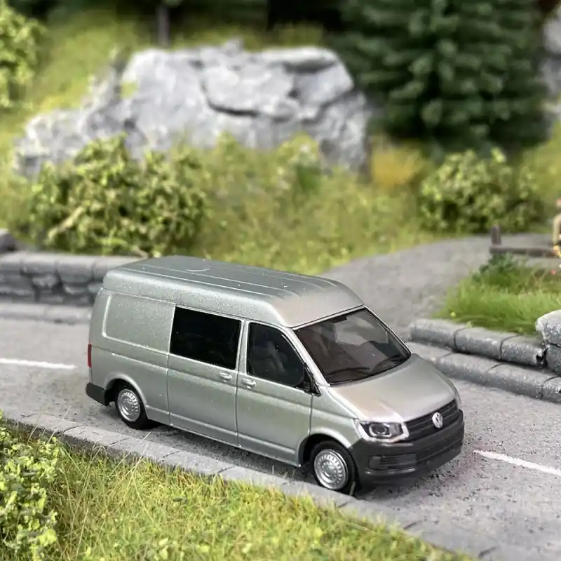 Usine Directe Volkswagen T6 Empattement long / Réhausse - HO 1/87 - RIETZE 11630