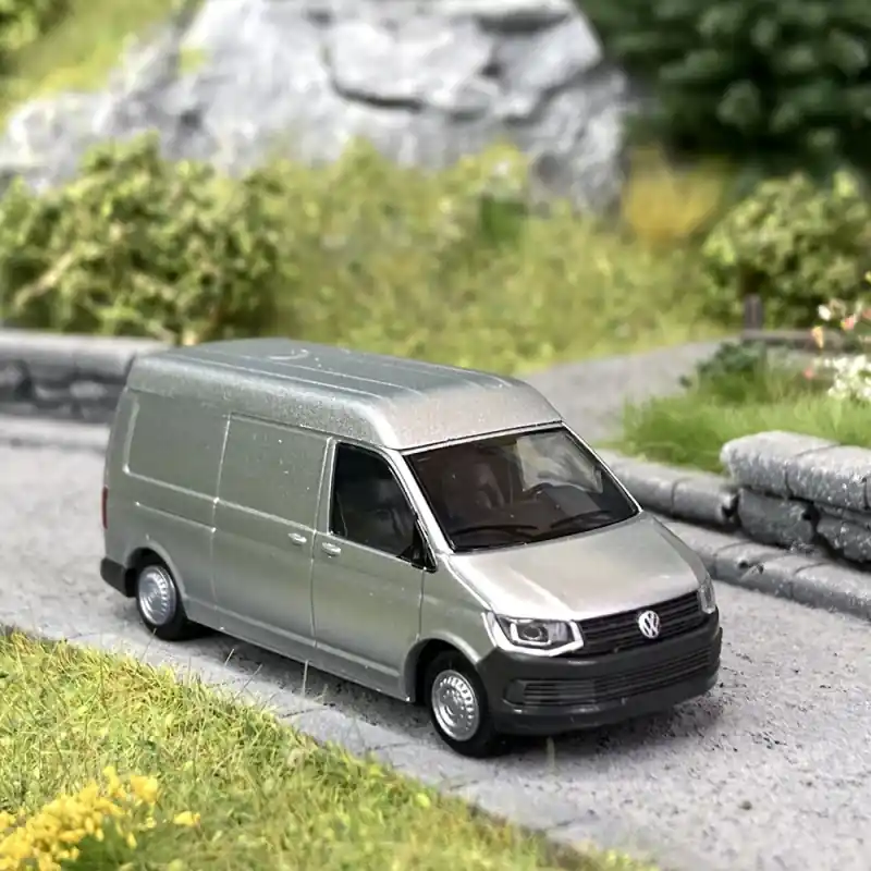 Volkswagen T6 Empattement long / Réhausse - HO 1/87 - RIETZE 11614 Dernière Chance