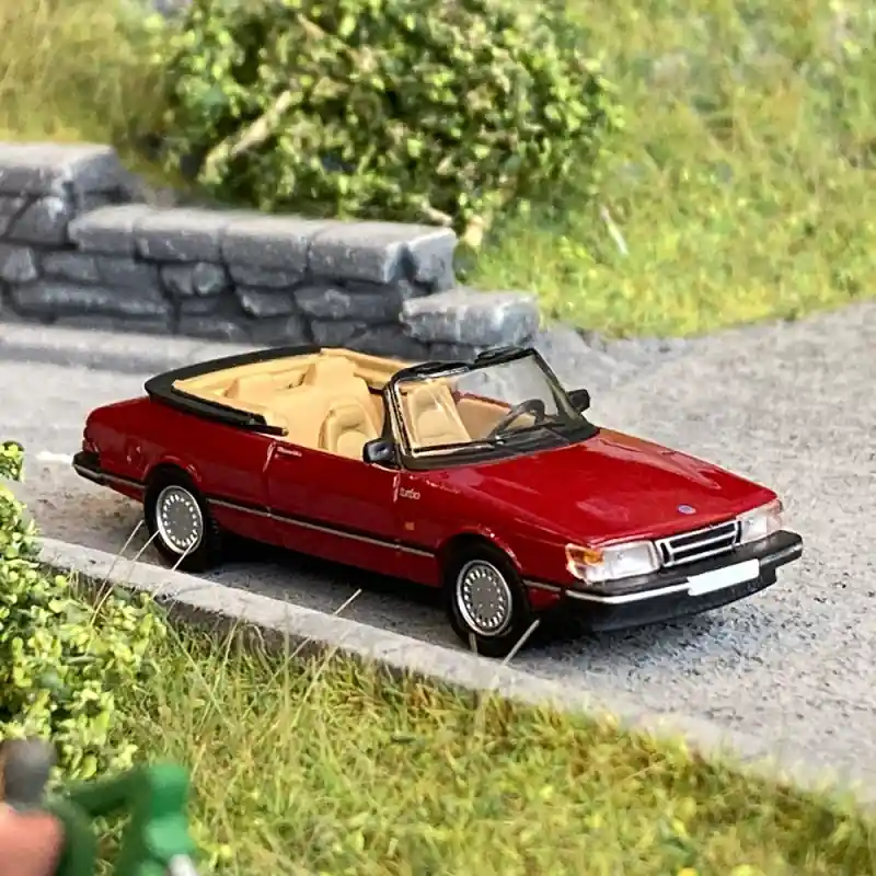 Saab 900 cabriolet rouge bordeaux -HO 1/87-PCX870127 Prix Réduit