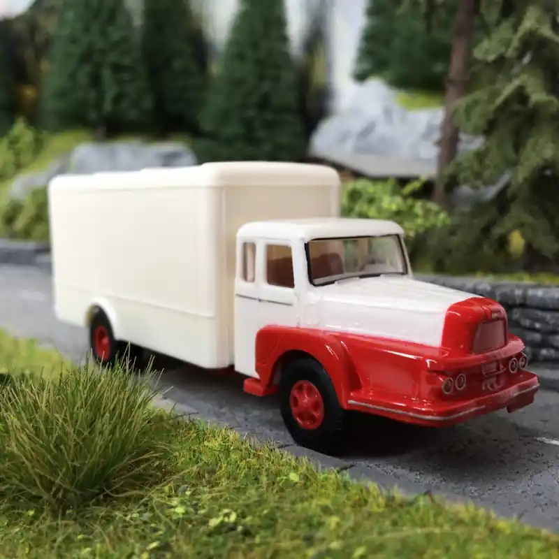 Camion Unic ZU 122 Izoard-HO-1/87-BREKINA 85513 / SAI 2950 Populaire