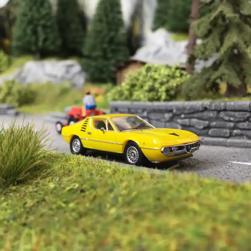 Authentique Alfa Romeo Montreal Jaune-HO 1/87-PCX870074