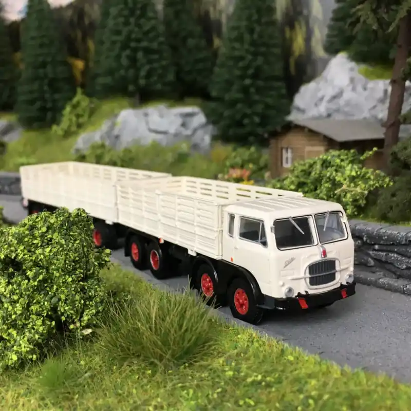 Camion FIAT 690 Millepiedi Blanc-HO 1/87-BREKINA 58412 Promotion Saisonnière