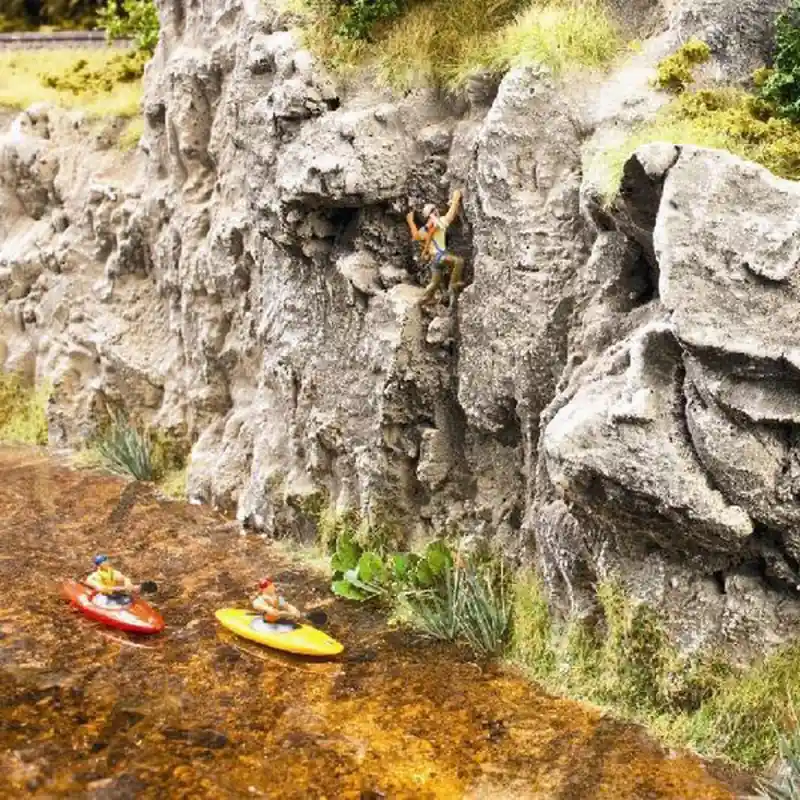 Haute Qualité 2 kayakistes pour diorama-HO-1/87-NOCH 16809