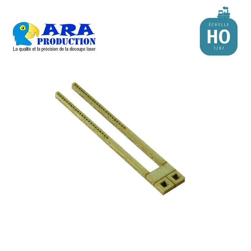 2 poteaux anciens de type béton pour pancartes [HO] Promotion Saisonnière